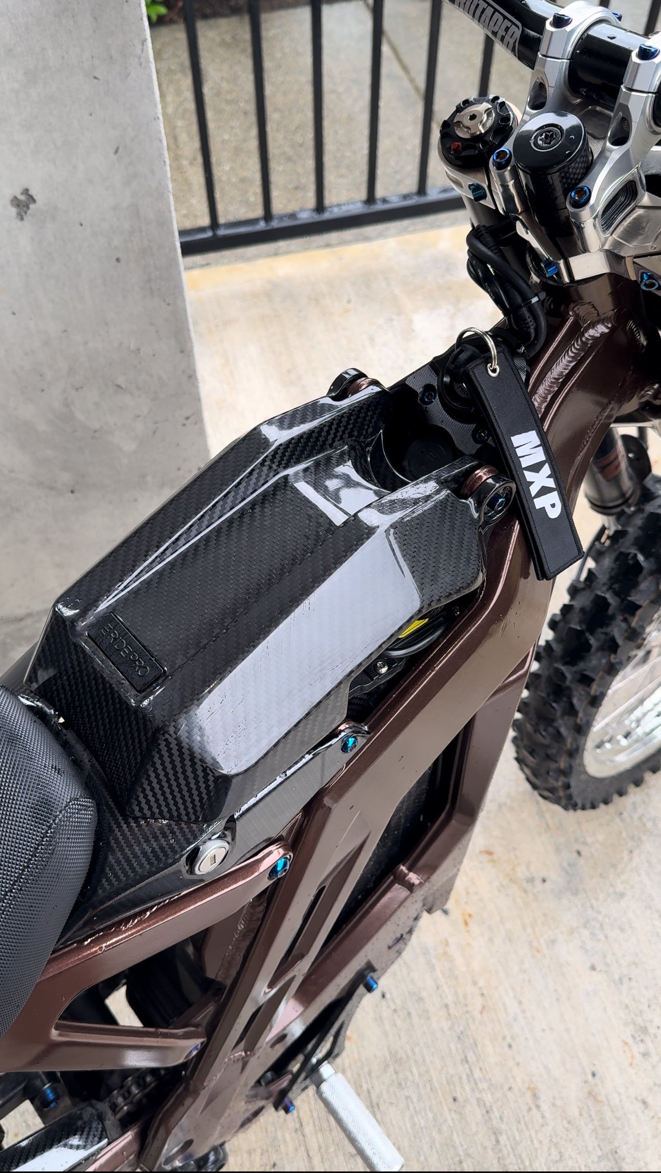 Eride pro Real carbon fiber battery lid upgrade