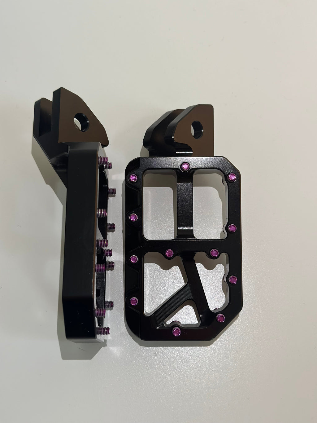 Black Wide Foot Pegs