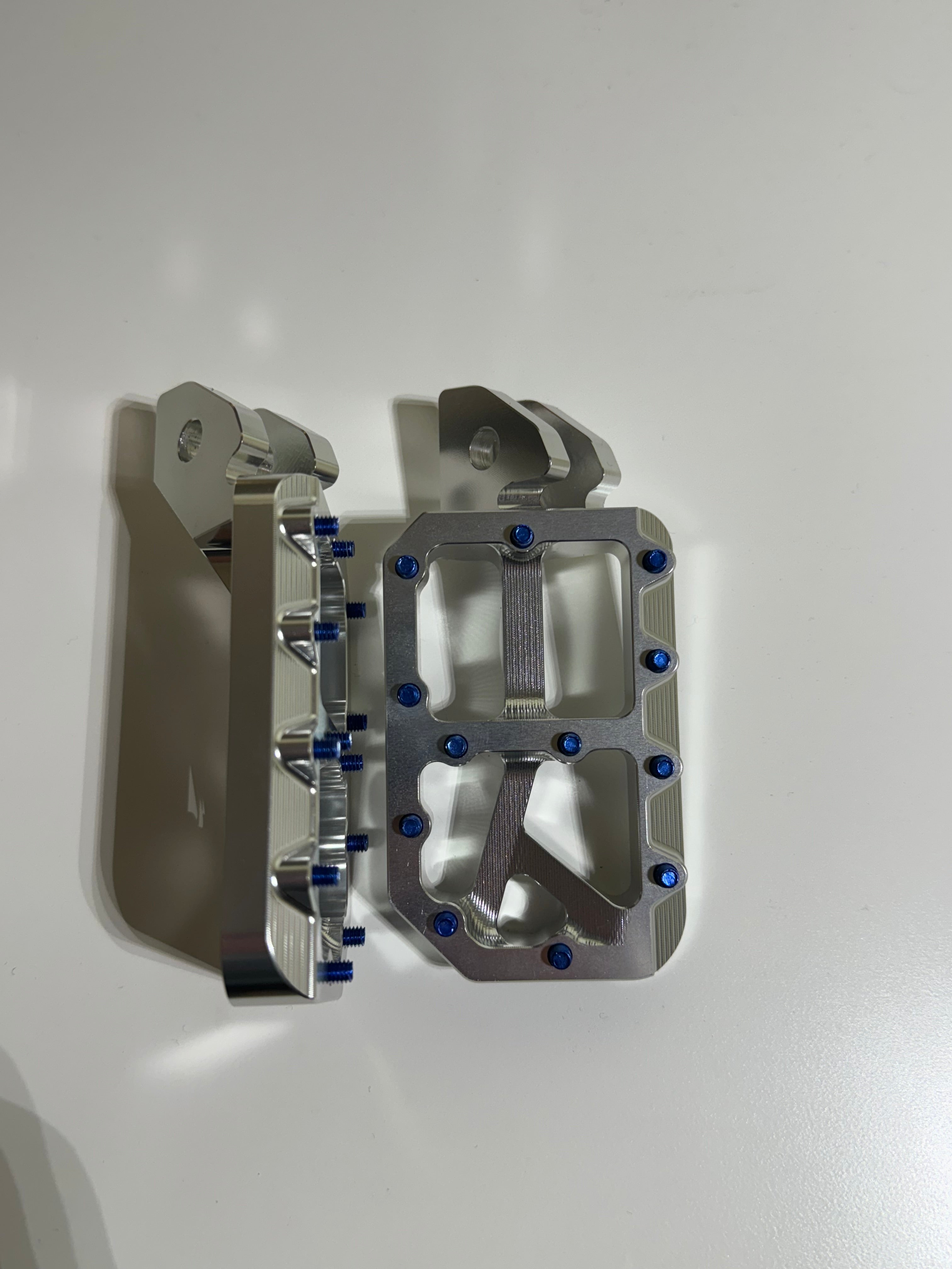 Silver Wide Foot Pegs