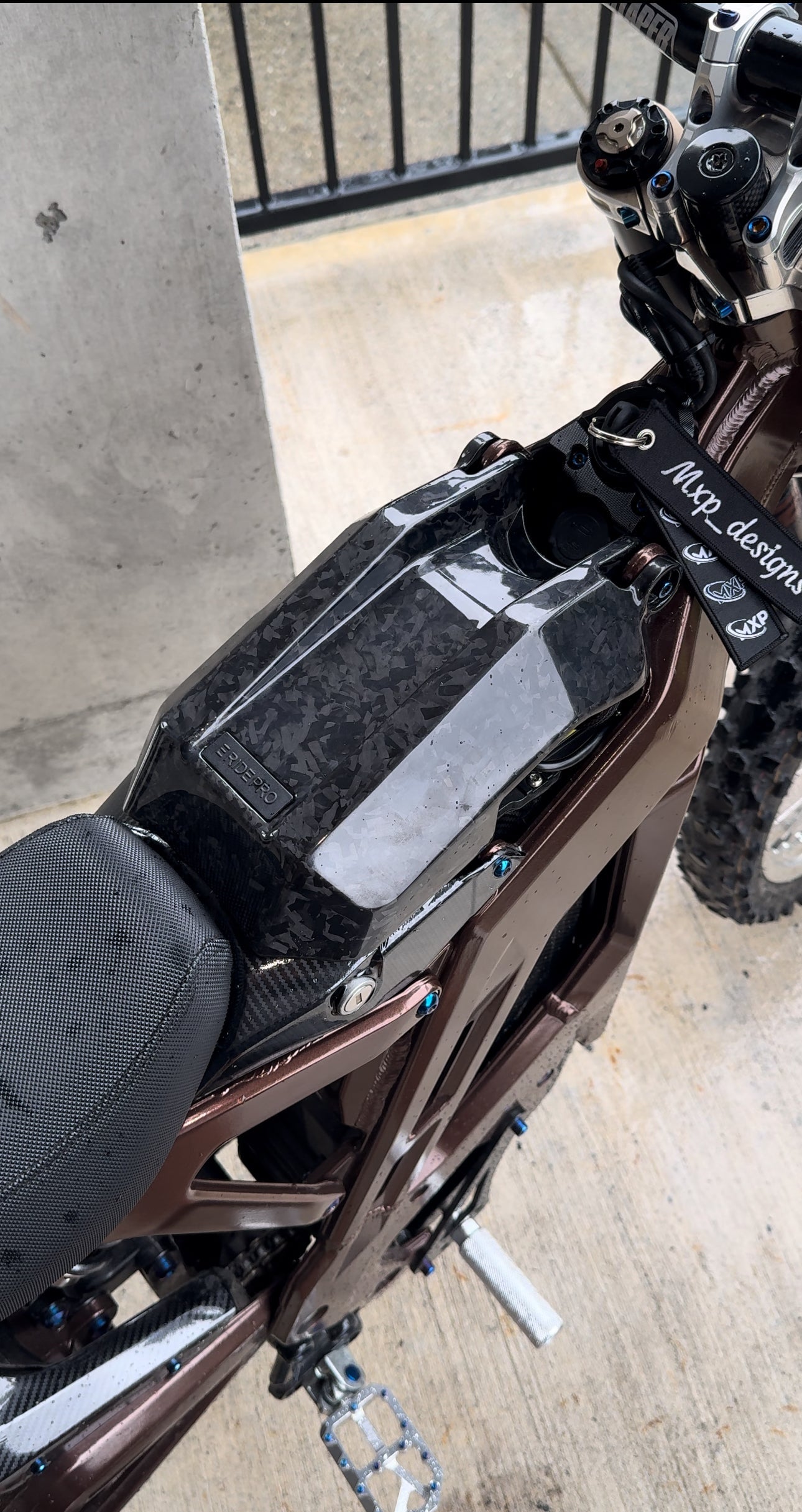 Eride pro Real carbon fiber battery lid upgrade