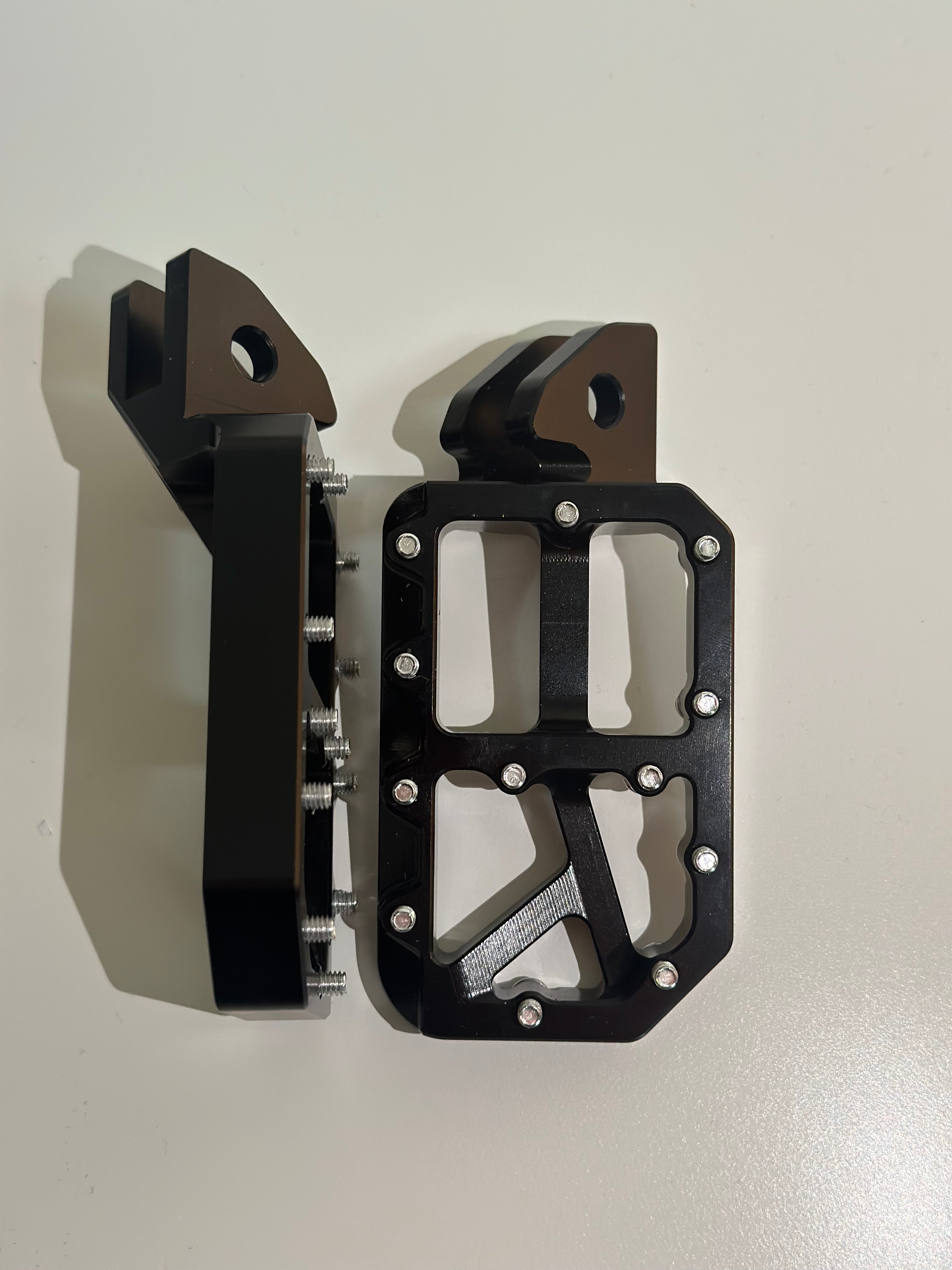 Black Wide Foot Pegs