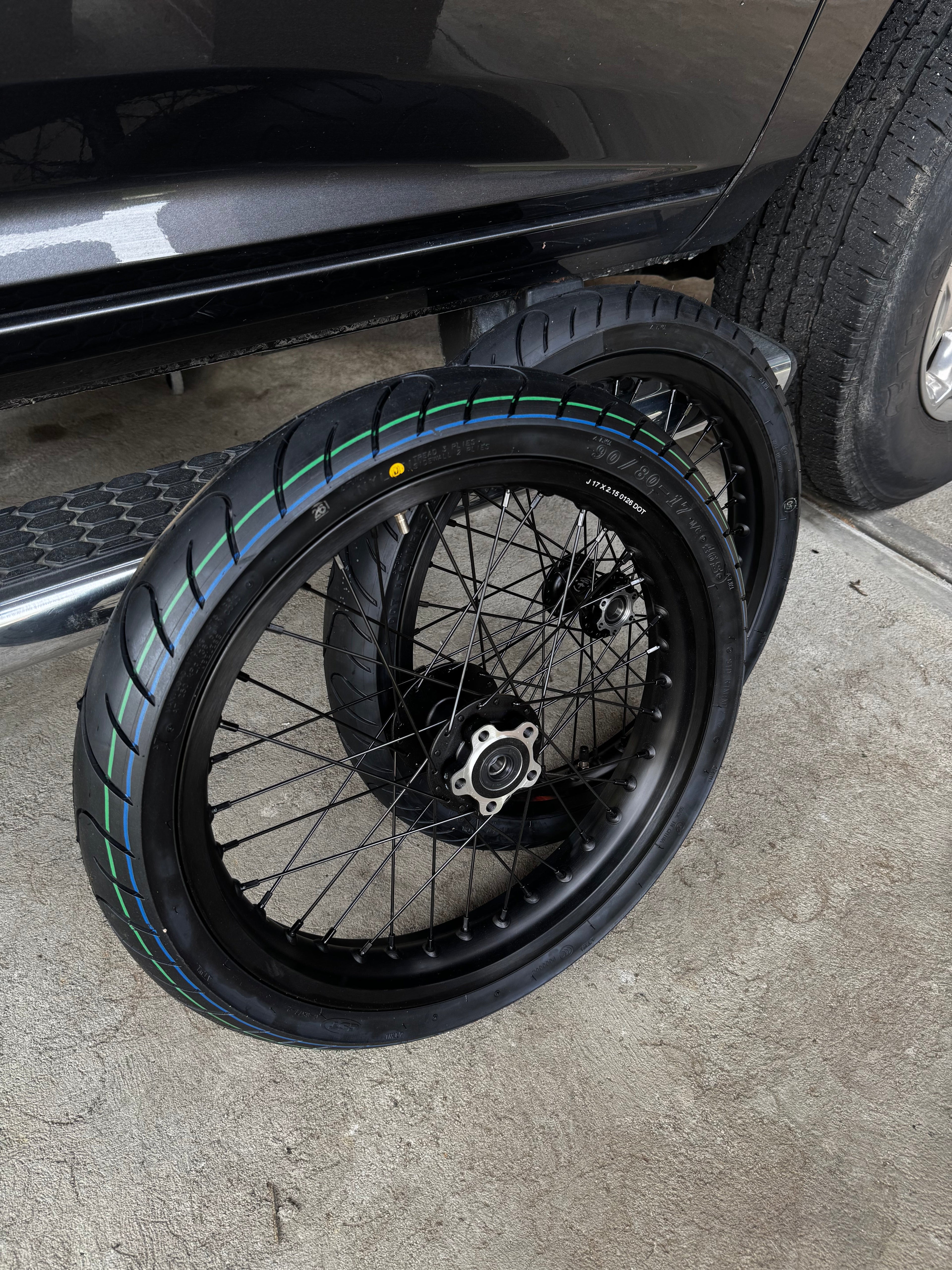 Light bee and Eride 17” Surron super moto wheel set