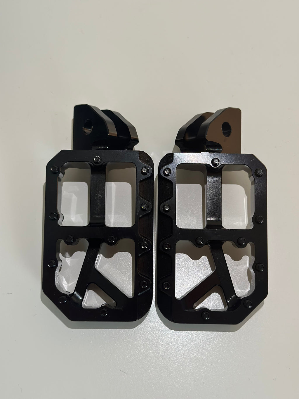 Black Wide Foot Pegs
