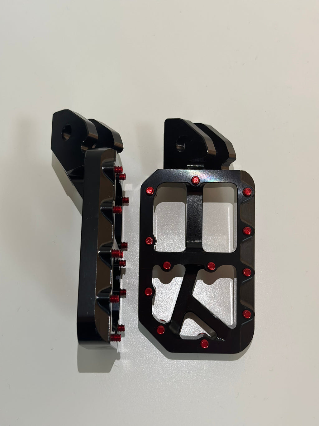 Black Wide Foot Pegs