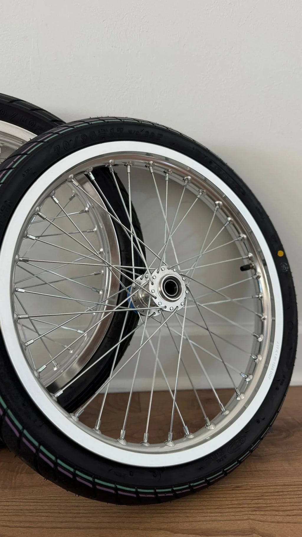 Light bee and Eride 17” Surron super moto wheel set