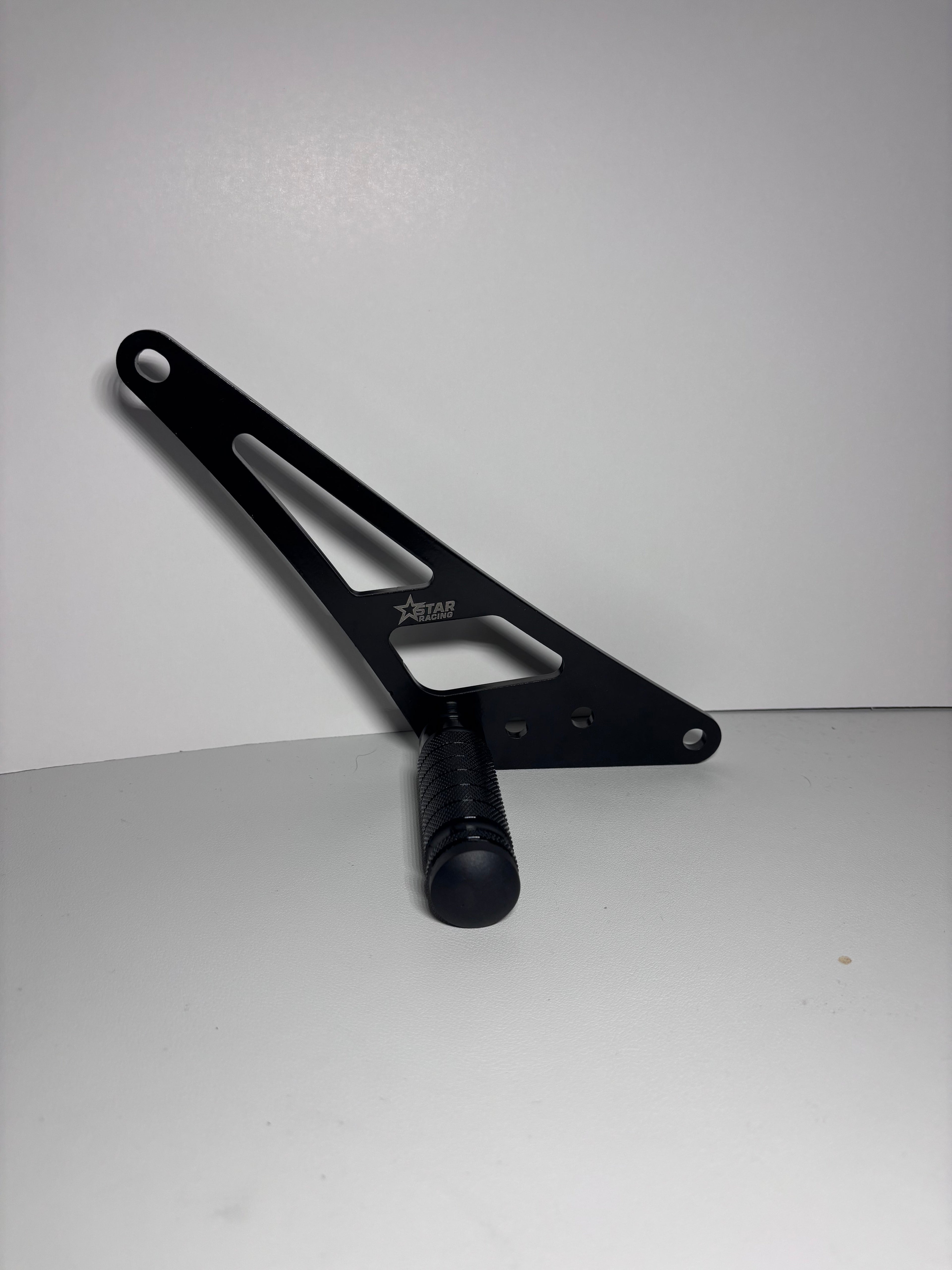 Ultra bee foot lock