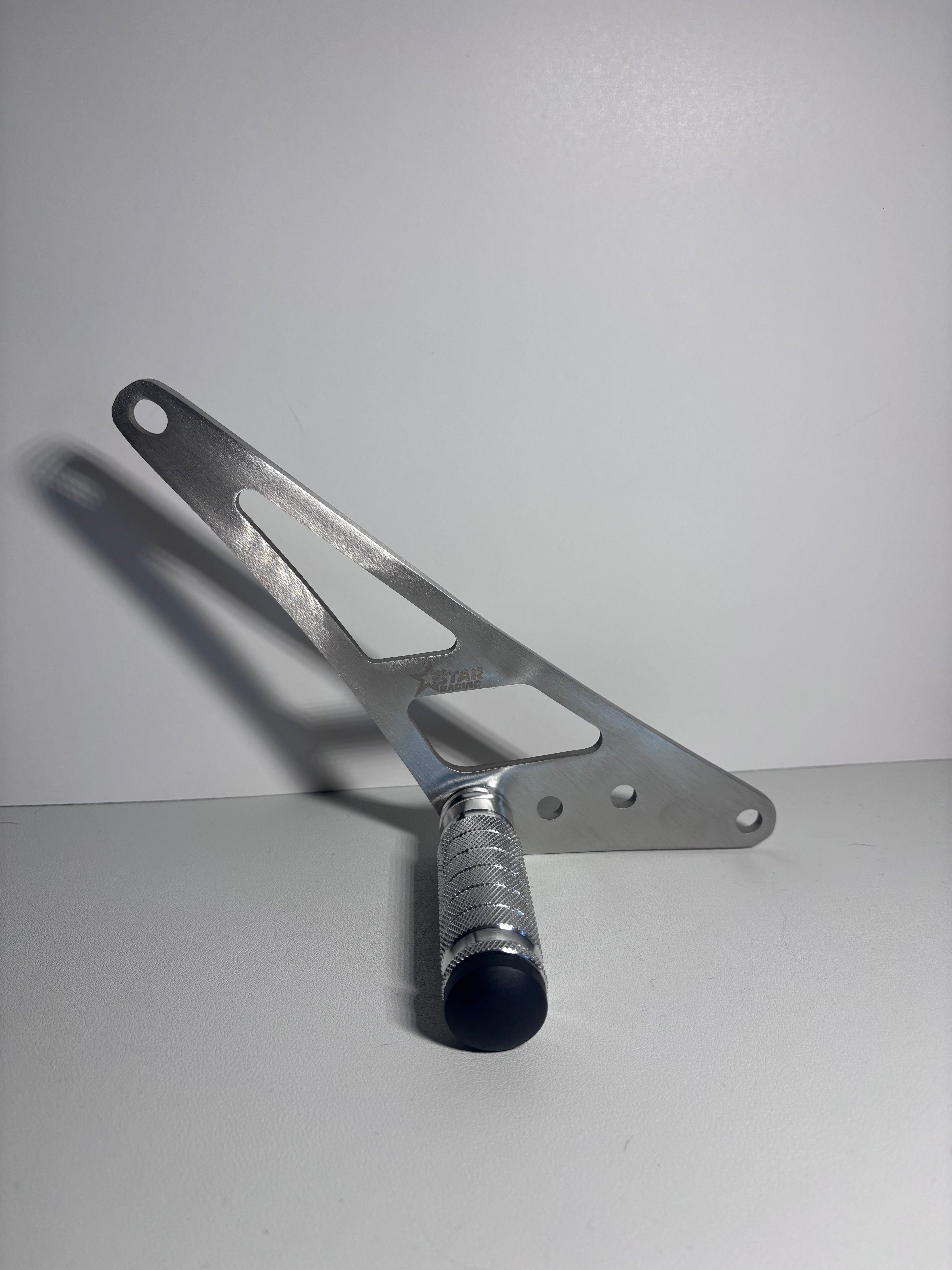 Ultra bee foot lock
