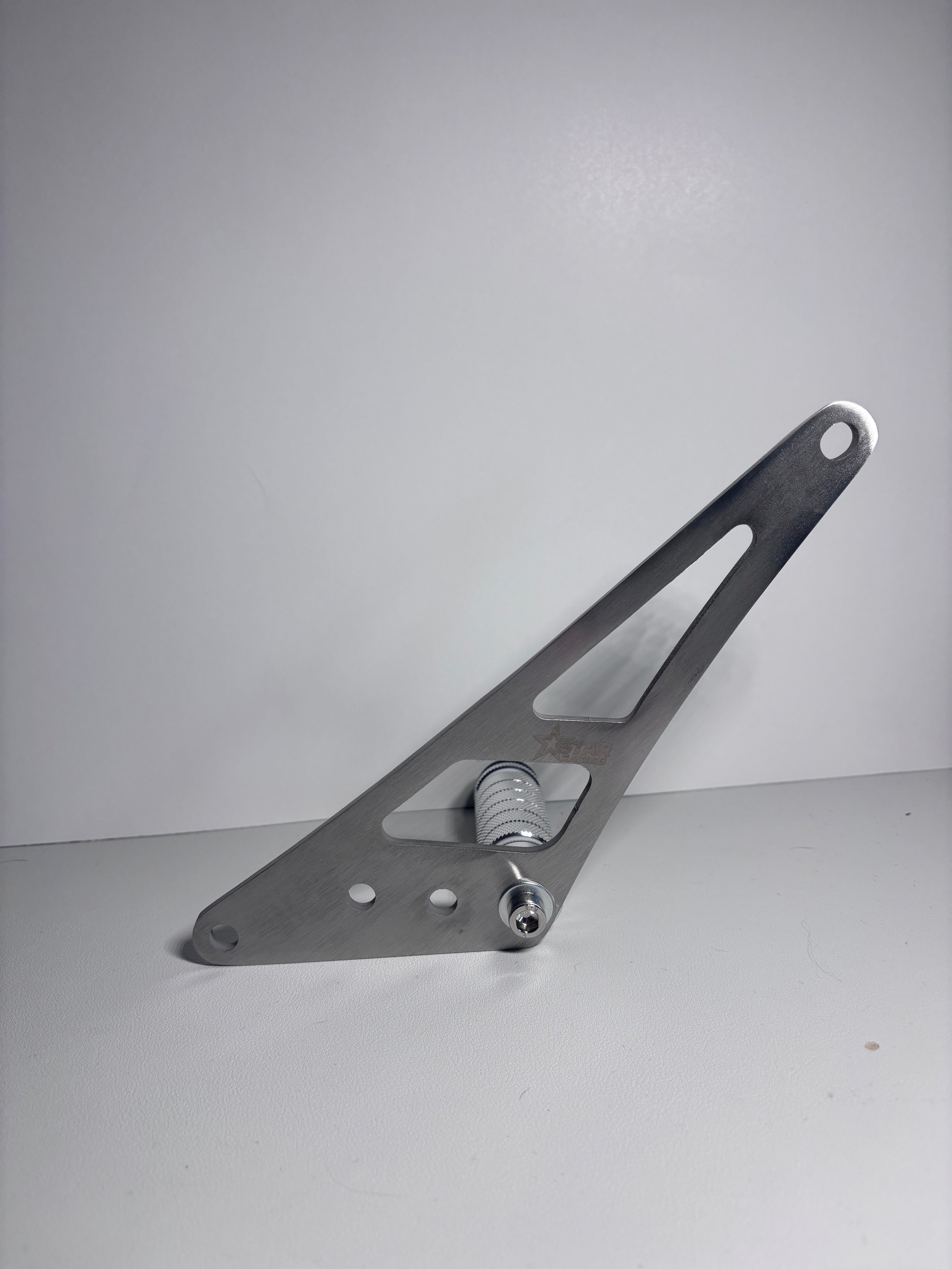 Ultra bee foot lock